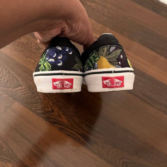 Men Van sneakers size 7 ( CartG-120) - Picture 3 of 5